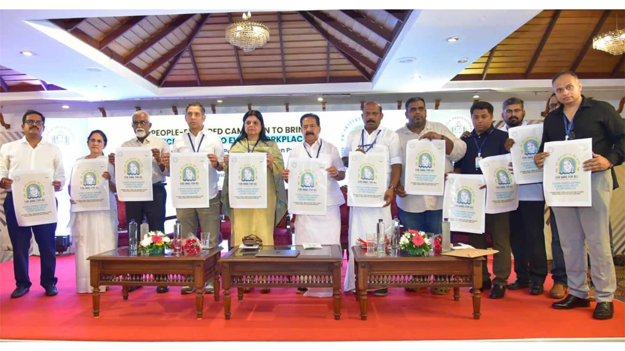 തൊഴിലിടത്തെ അമിത സമ്മര്ദ്ദം: അന്നയുടെ ഓര്മ്മയില് കാമ്പെയിനാരംഭിച്ച് പ്രൊഫഷണല്സ് കോണ്ഗ്രസ് തൊഴിലിടത്തെ അമിത സമ്മര്ദ്ദം: അന്നയുടെ ഓര്മ്മയില് കാമ്പെയിനാരംഭിച്ച് പ്രൊഫഷണല്സ് കോണ്ഗ്രസ്