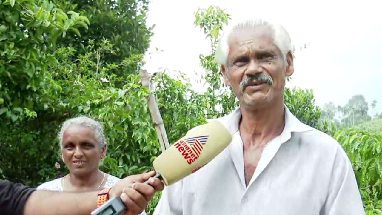 പൊലീസ് സുരക്ഷ ഒഴിവാക്കി പ്രിയങ്ക ഗാന്ധി കർഷകന്‍റെ വീട്ടിൽ; അപ്രതീക്ഷിത സന്ദര്‍ശനത്തിന്‍റെ സന്തോഷത്തിൽ ജോണി