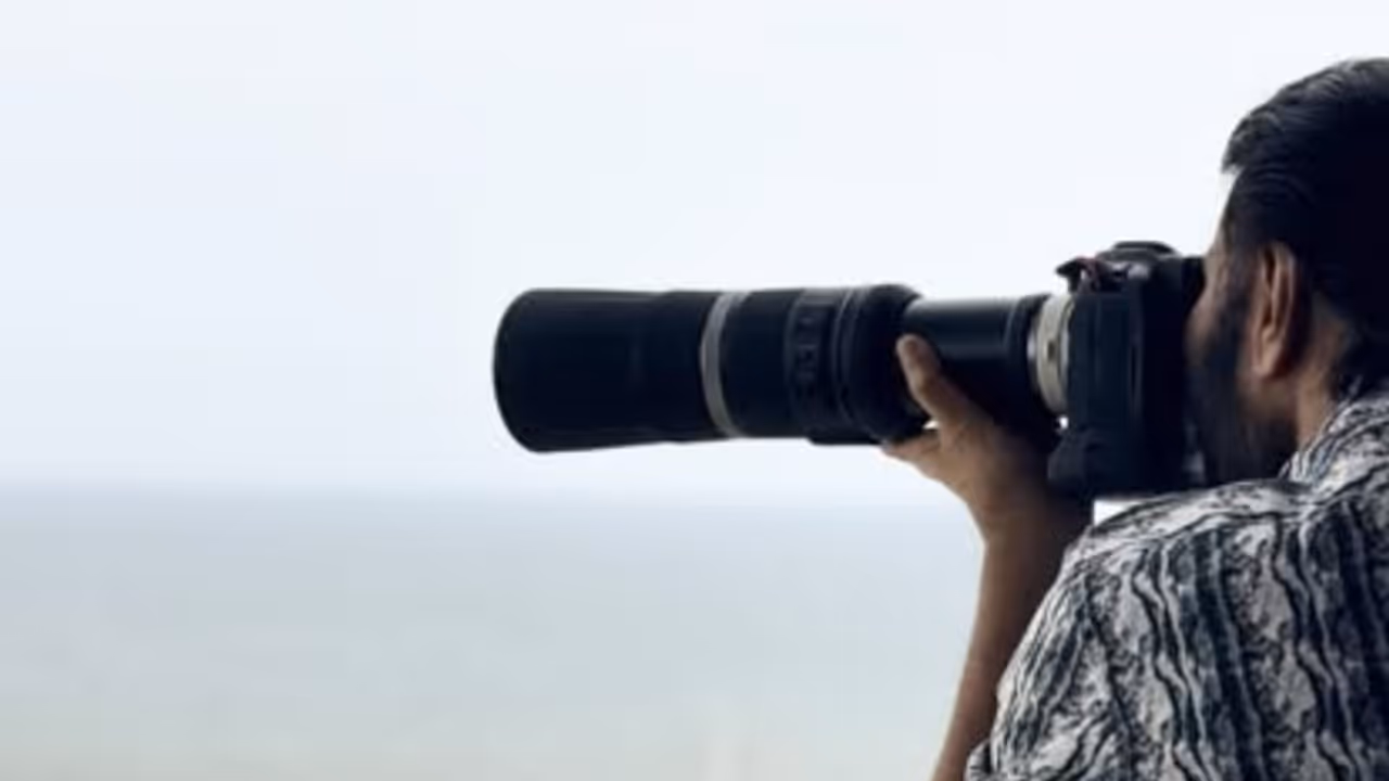 കടലിനെ ഫോക്കസ് ചെയ്യുന്ന മമ്മൂട്ടി; പ്രിയതാരത്തിന്റെ ഏറ്റവും പുതിയ ചിത്രം പങ്കുവച്ച് ടീം കടലിനെ ഫോക്കസ് ചെയ്യുന്ന മമ്മൂട്ടി; പ്രിയതാരത്തിന്റെ ഏറ്റവും പുതിയ ചിത്രം പങ്കുവച്ച് ടീം