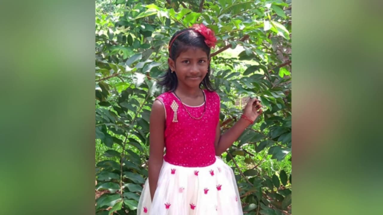 വീണ്ടും പേവിഷബാധയേറ്റ് മരണം; തിരുവനന്തപുരം എസ്എടിയിൽ ചികിത്സയിലായിരുന്ന ഏഴ് വയസ്സുകാരി മരിച്ചു വീണ്ടും പേവിഷബാധയേറ്റ് മരണം; തിരുവനന്തപുരം എസ്എടിയിൽ ചികിത്സയിലായിരുന്ന ഏഴ് വയസ്സുകാരി മരിച്ചു