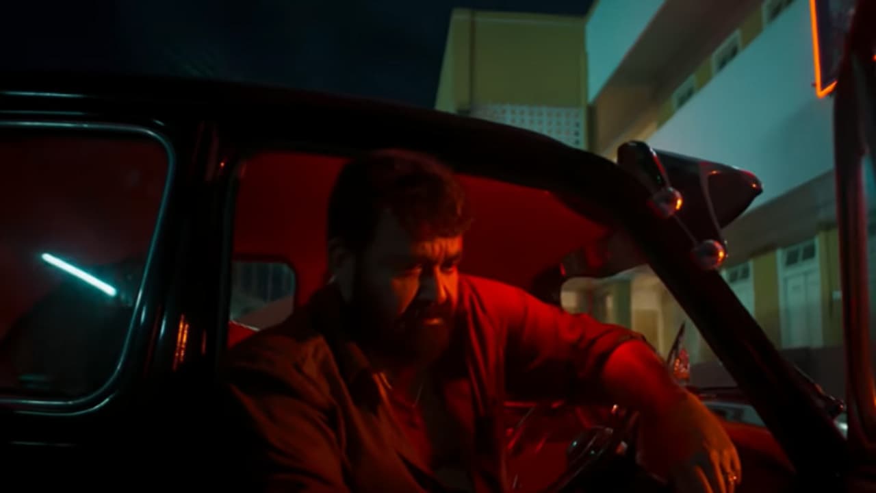 പകച്ച് പുത്തൻ റിലീസുകള്, ടിക്കറ്റ് വില്പനയില് ബഹുദൂരം മുന്നില് മോഹൻലാലിന്റെ തുടരും പകച്ച് പുത്തൻ റിലീസുകള്, ടിക്കറ്റ് വില്പനയില് ബഹുദൂരം മുന്നില് മോഹൻലാലിന്റെ തുടരും