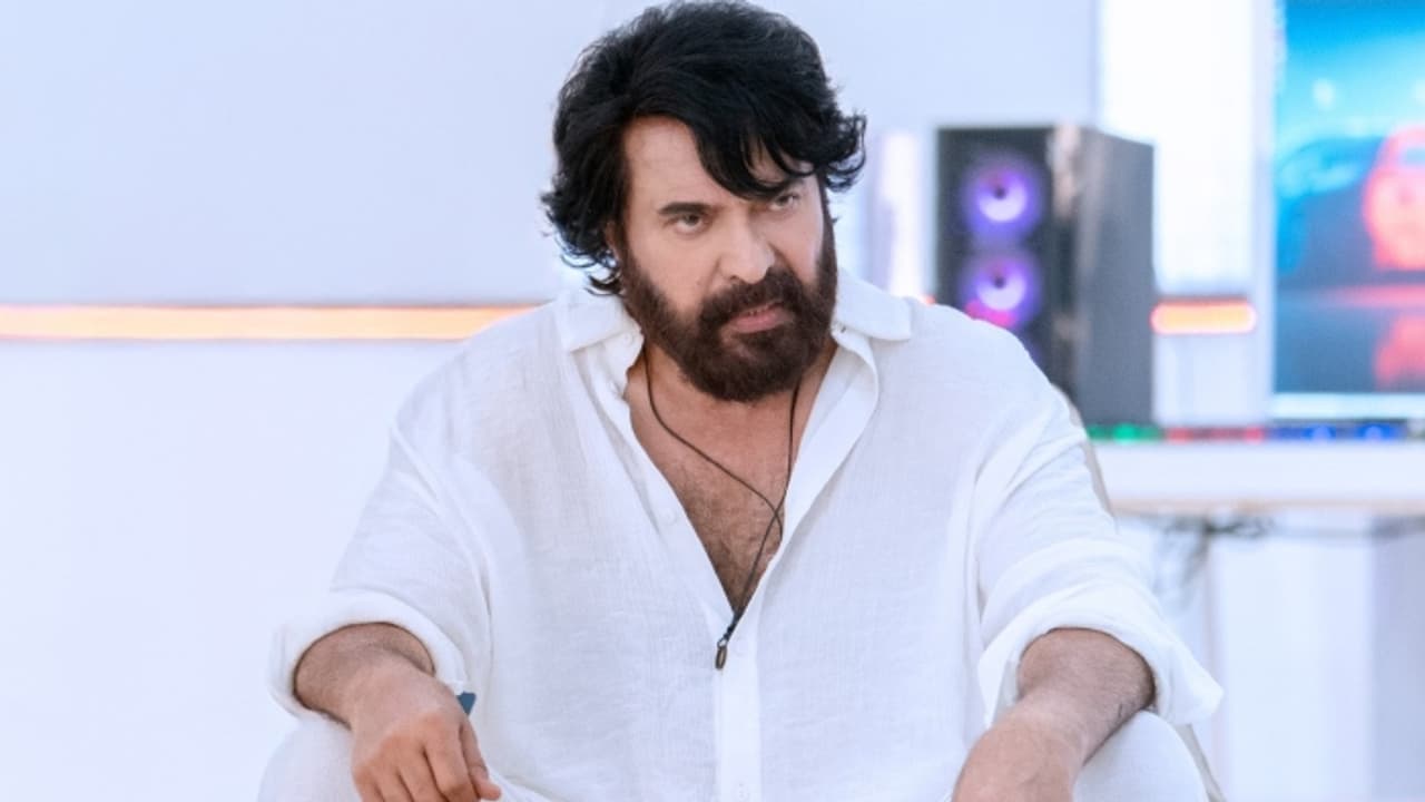 ആദ്യദിനം 3.2 കോടി, 6 ാം ദിനം മുതൽ ഇടിവ്; ക്ലൈമാക്സിൽ ഞെട്ടിച്ച മമ്മൂട്ടി പടം ഒടിടിയിലേക്ക് റിപ്പോർട്ടുകൾ