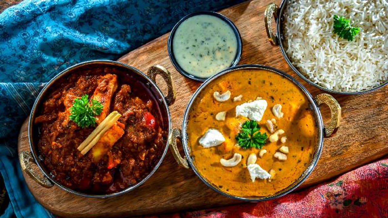 അയൽക്കാരൻ ഇന്ത്യൻ കറി ഉണ്ടാക്കുന്നു, 'ദുർഗന്ധം' സഹിക്കാനാവുന്നില്ല; പരാതിയുമായി യുവതി, വിമർശനം അയൽക്കാരൻ ഇന്ത്യൻ കറി ഉണ്ടാക്കുന്നു, 'ദുർഗന്ധം' സഹിക്കാനാവുന്നില്ല; പരാതിയുമായി യുവതി, വിമർശനം