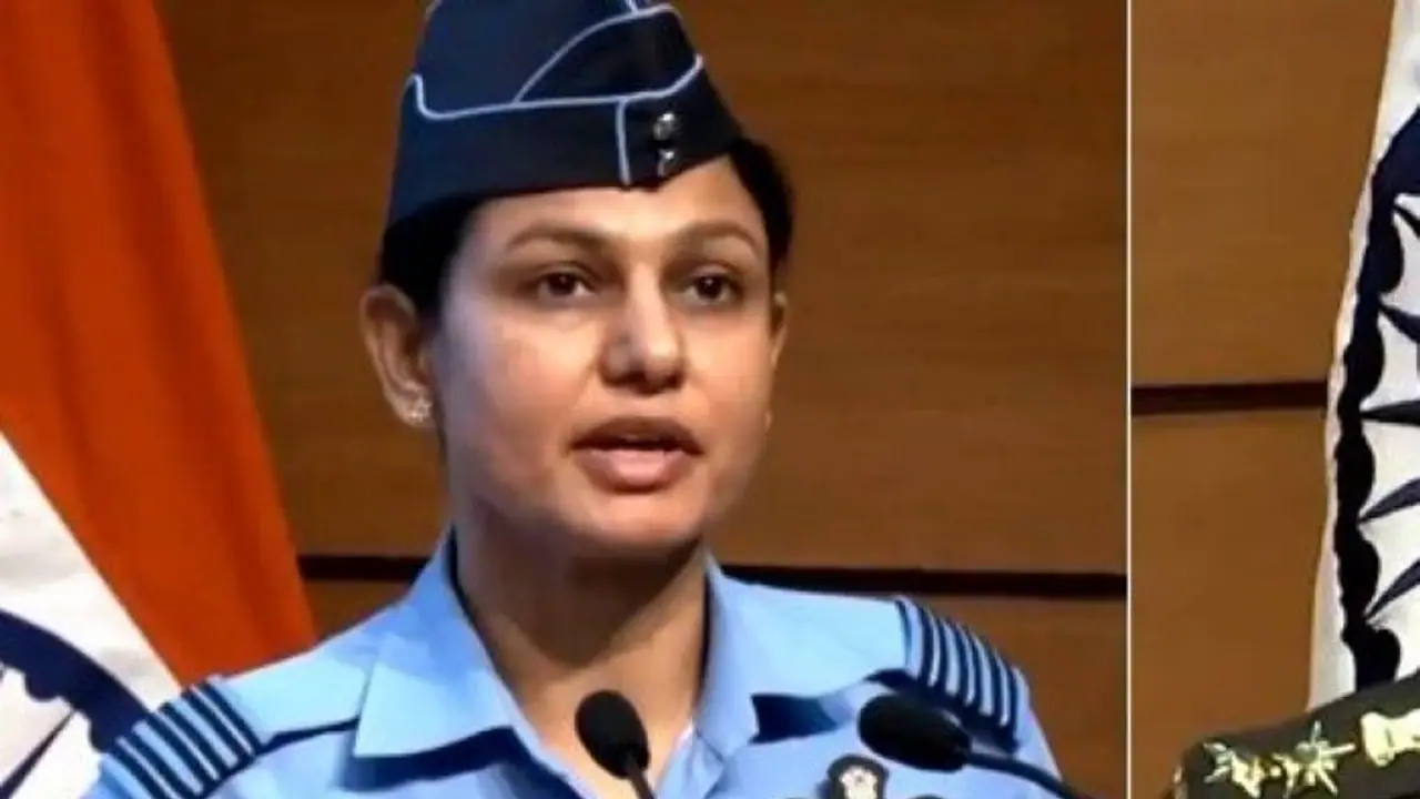 ఆపరేషన్ సింధూరను ముందుండి నడిపింది ఈమే ... ఎవరీ వ్యోమికా సింగ్? 