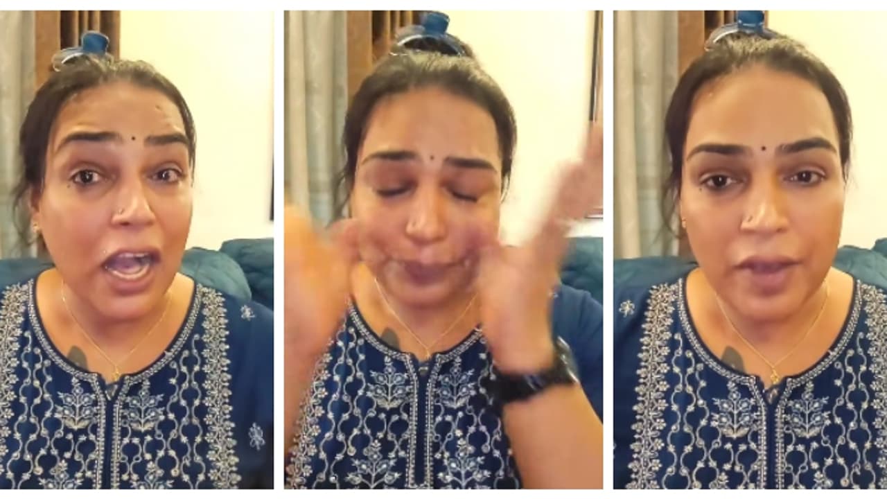 'വീട്ടില്‍ അതിക്രമിച്ചു കയറി തല്ലണം, വീട് ആക്രമിക്കണം': തനിക്കെതിരായ ഭീഷണി മുഴക്കുന്നവരെക്കുറിച്ച് സീമ വിനീത്