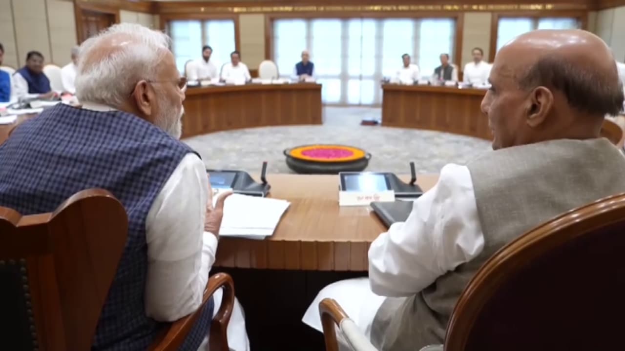 തിരിച്ചറിഞ്ഞത് 21 ഭീകര കേന്ദ്രങ്ങൾ, ആക്രമിച്ചത് 9 മാത്രം; ഓപ്പറേഷൻ സിന്ദൂറിന് രണ്ടാം ഘട്ടമുണ്ടാകുമെന്ന് സൂചന