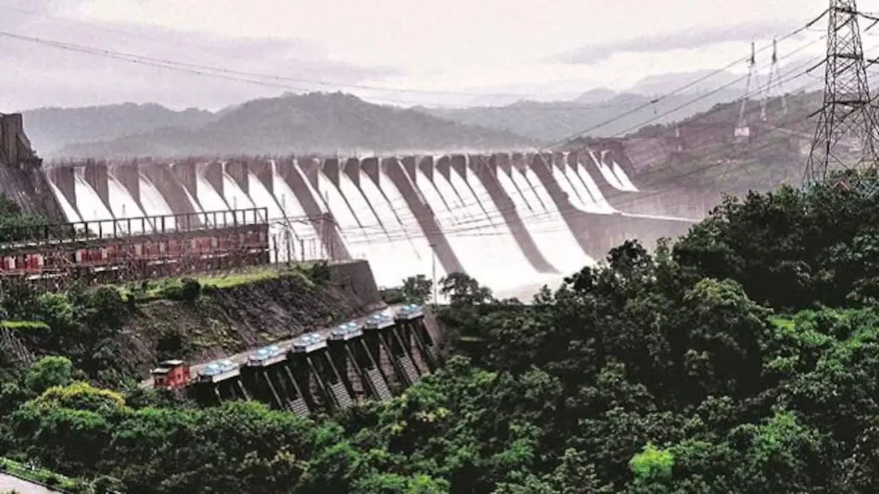 ಚೆನಾಬ್ ನದಿಯ ಪಕಲ್ ದುಲ್ ಜಲವಿದ್ಯುತ್ ಯೋಜನೆಗೆ ಪ್ರಸರಣ ವ್ಯವಸ್ಥೆಗೆ 40 ದಿನಗಳಲ್ಲೇ ಅನುಮತಿ ನೀಡಿದ ಕೇಂದ್ರ!