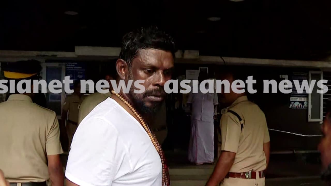 നടൻ വിനായകൻ പൊലീസ് കസ്റ്റഡിയിൽ
