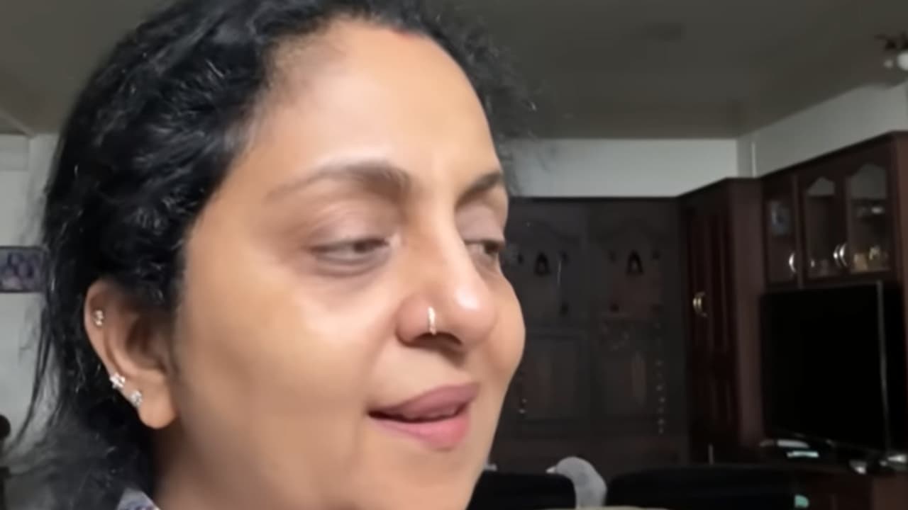 'ജീവിതത്തില് നടക്കാതെ പോയ ഒരുപാട് കാര്യങ്ങളുണ്ട്'; മനസു തുറന്ന് സിന്ധു കൃഷ്ണ 'ജീവിതത്തില് നടക്കാതെ പോയ ഒരുപാട് കാര്യങ്ങളുണ്ട്'; മനസു തുറന്ന് സിന്ധു കൃഷ്ണ