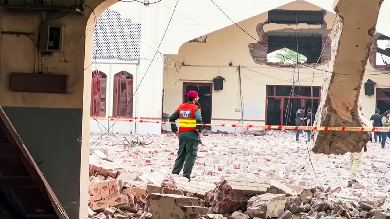 ಪಾಕಿಸ್ತಾನದ ಕಪಟ ಕದನ ವಿರಾಮ: 4 ರಾಜ್ಯಗಳಲ್ಲಿ ಡ್ರೋನ್ ಮೊರೆತ, ಗಡಿಯಲ್ಲಿ ಶೆಲ್‌ ದಾಳಿ