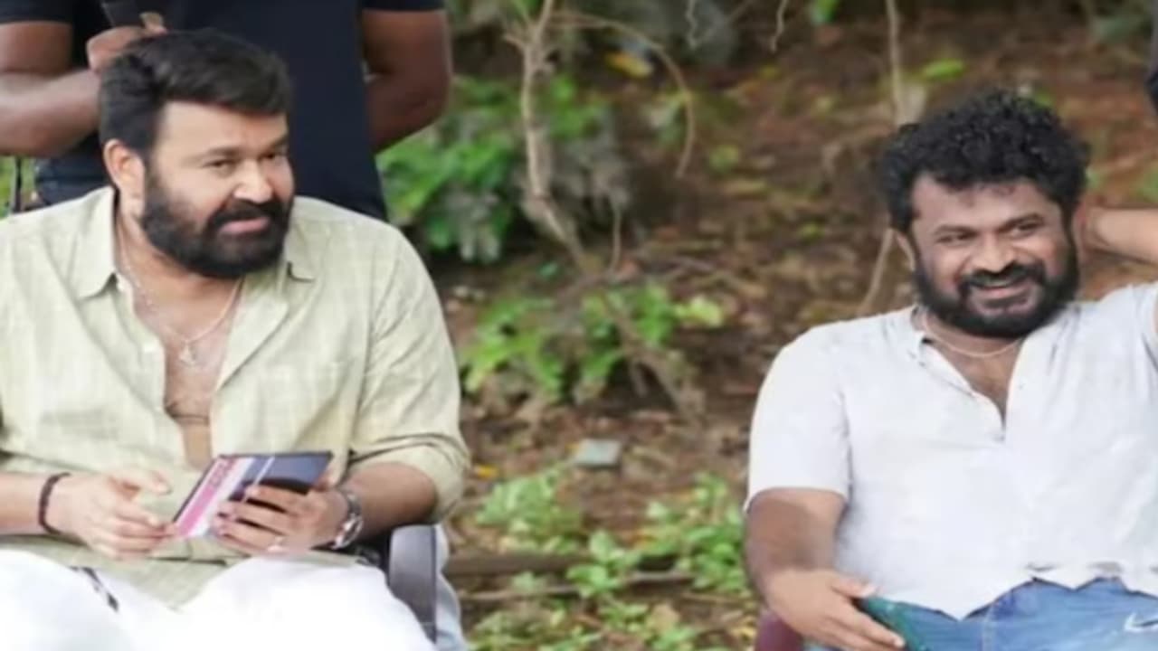 ബോക്സ് ഓഫീസ് തൂക്കി തുടരും, 'മോഹൻലാലിന്റെ ഓപ്പണ് ഡേറ്റുണ്ടെന്ന് തരുണ് മൂര്ത്തി ബോക്സ് ഓഫീസ് തൂക്കി തുടരും, 'മോഹൻലാലിന്റെ ഓപ്പണ് ഡേറ്റുണ്ടെന്ന് തരുണ് മൂര്ത്തി