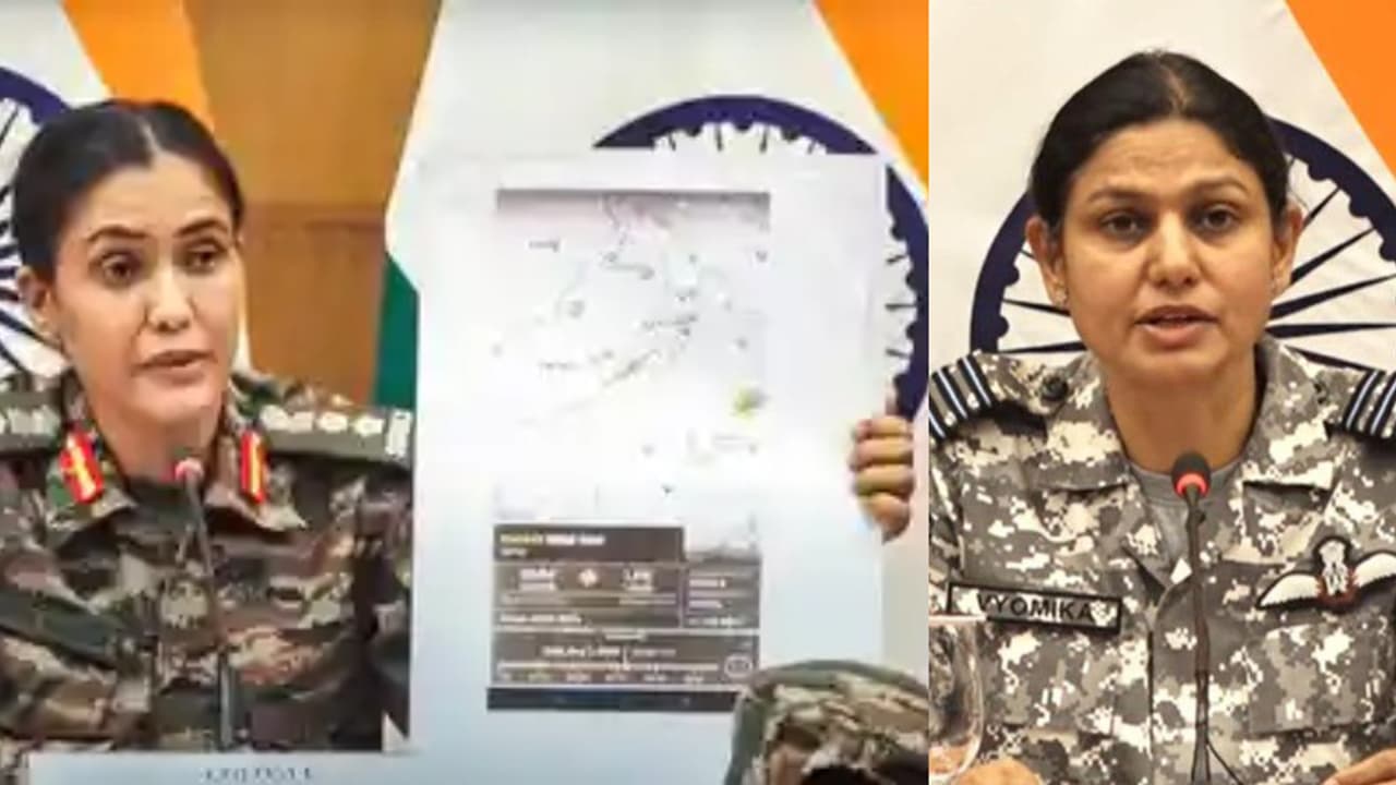 പാകിസ്ഥാന്റെ കുതന്ത്രം; ദമ്മാമില് നിന്ന് വിമാനമെത്തി, സിവിലിയൻ ഫ്ളൈറ്റ് മറയാക്കി ഗുഡാലോചന, പൊളിച്ച് ഇന്ത്യ പാകിസ്ഥാന്റെ കുതന്ത്രം; ദമ്മാമില് നിന്ന് വിമാനമെത്തി, സിവിലിയൻ ഫ്ളൈറ്റ് മറയാക്കി ഗുഡാലോചന, പൊളിച്ച് ഇന്ത്യ