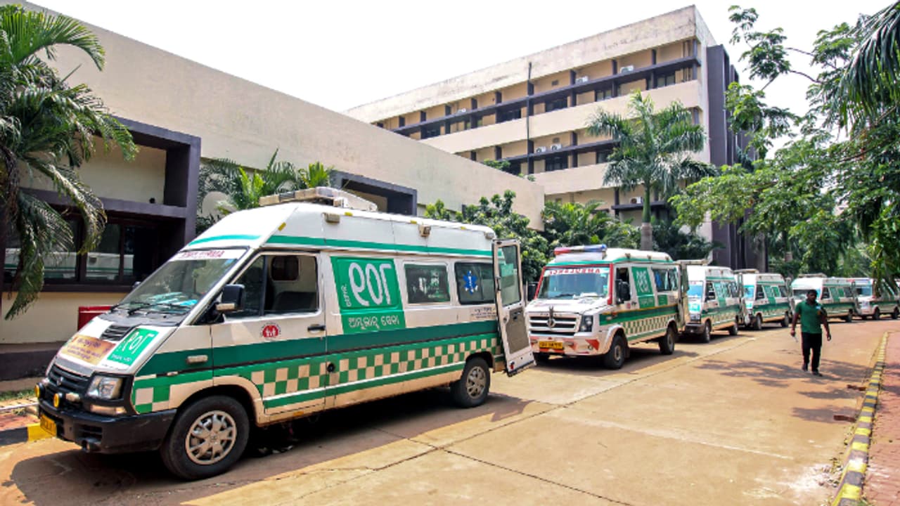 എന്തും നേരിടാന്‍ കച്ചമുറുക്കി ആരോഗ്യ മന്ത്രാലയവും; എയിംസ് ഭുവനേശ്വര്‍ ജീവനക്കാരുടെ എല്ലാ ലീവുകളും റദ്ദാക്കി