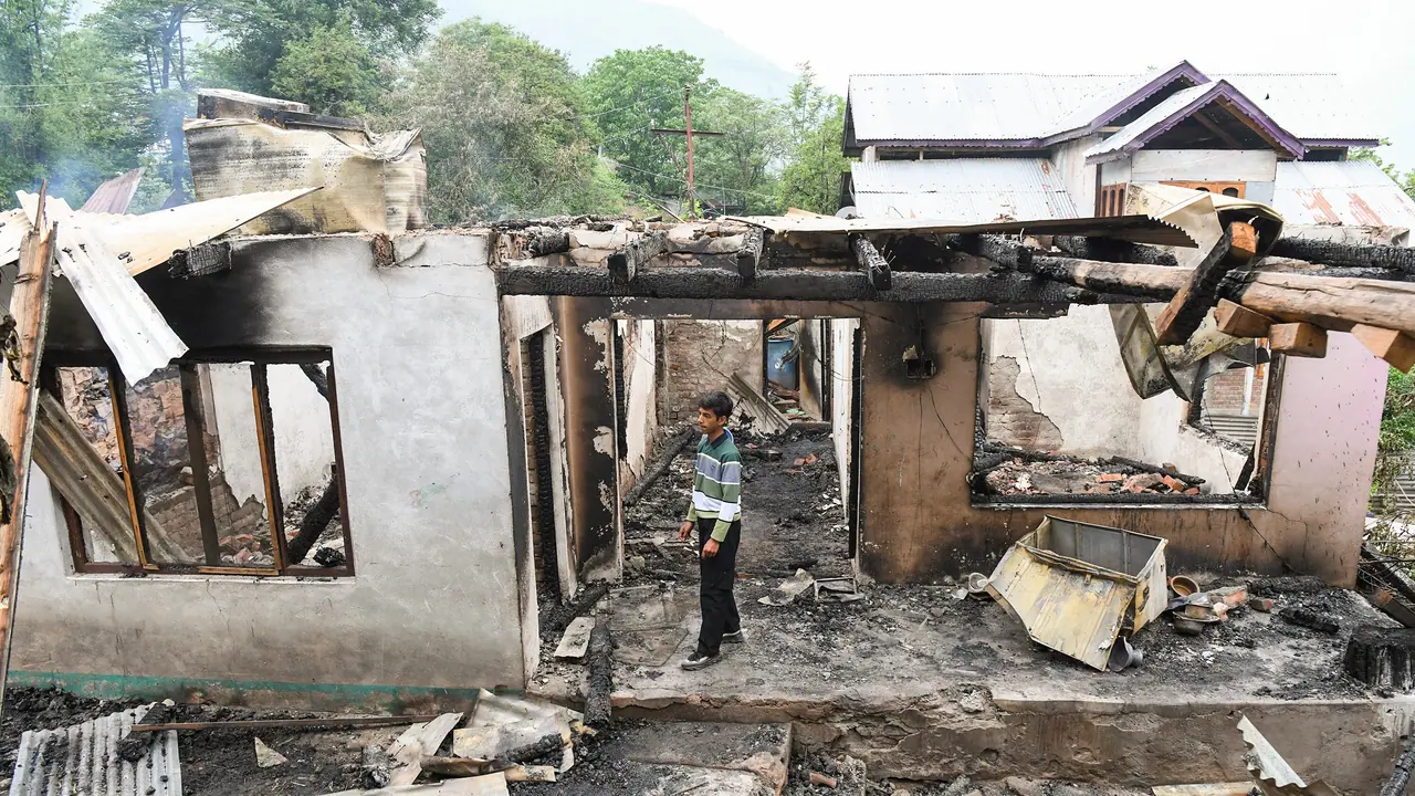 ಭಾರತ ಮೇಲೆ ದಾಳಿಗೆ ಬಳಸುತ್ತಿದ್ದ ಪಾಕಿಸ್ತಾನದ 8 ವಾಯು ನೆಲೆಗಳೇ ಧ್ವಂಸ