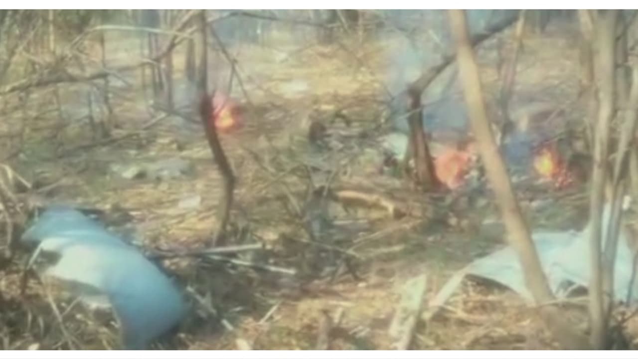 ഗുജറാത്തിലെ ഭുജിൽ അതീവ ജാഗ്രത, അതിർത്തികളിൽ കര്ശനമായ വാഹനപരിശോധന, രാത്രിയിൽ ബ്ലാക്ക് ഔട്ട് നിർദേശം ഗുജറാത്തിലെ ഭുജിൽ അതീവ ജാഗ്രത, അതിർത്തികളിൽ കര്ശനമായ വാഹനപരിശോധന, രാത്രിയിൽ ബ്ലാക്ക് ഔട്ട് നിർദേശം