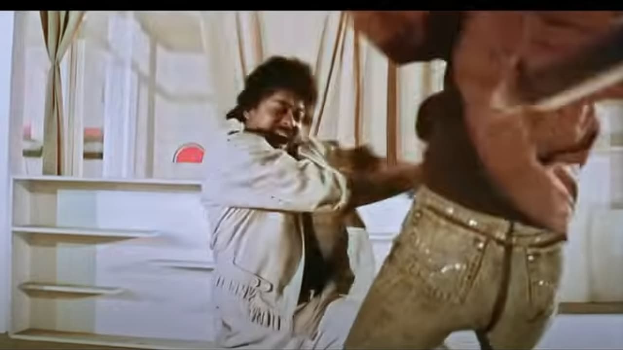 പരക്കെ പടങ്ങള് പൊട്ടുന്ന സൂപ്പര്താരത്തിന്റെ 35 വര്ഷം പഴക്കമുള്ള ഹിറ്റ് പടം റീ റിലീസായി; പിന്നെ സംഭവിച്ചത്! പരക്കെ പടങ്ങള് പൊട്ടുന്ന സൂപ്പര്താരത്തിന്റെ 35 വര്ഷം പഴക്കമുള്ള ഹിറ്റ് പടം റീ റിലീസായി; പിന്നെ സംഭവിച്ചത്!