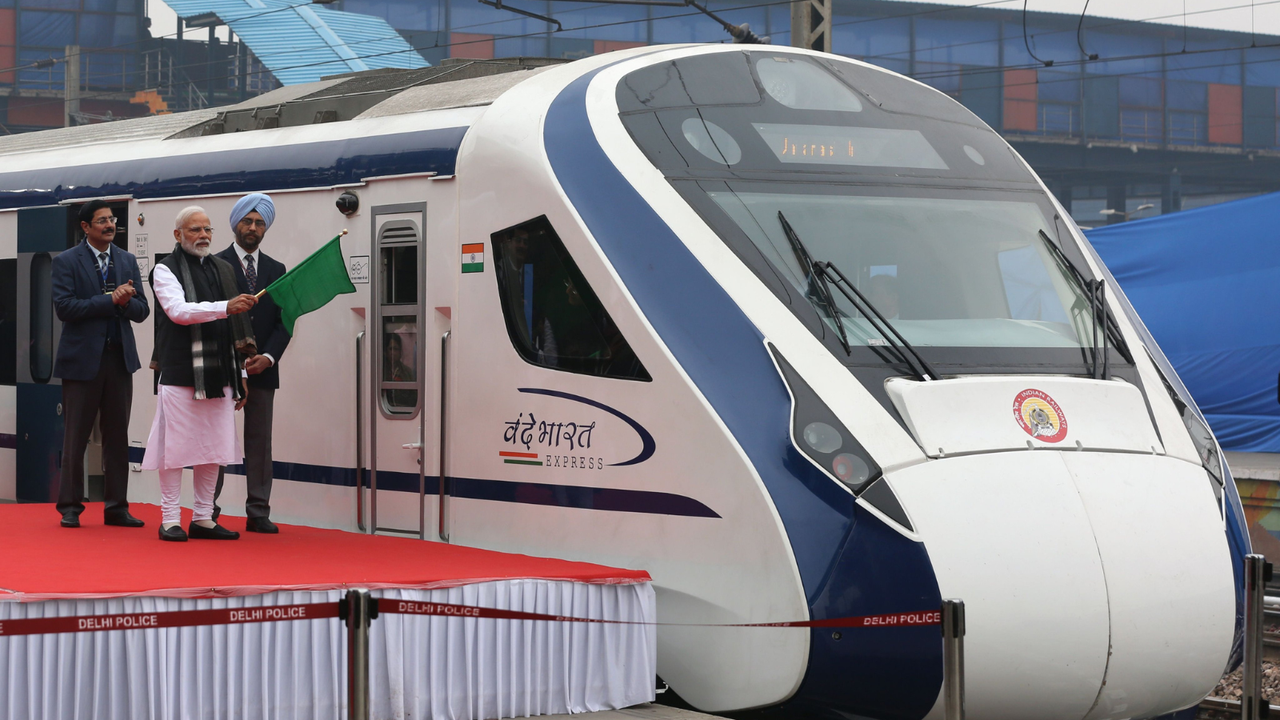 Gorakhpur Prayagraj Vande bharat Train 