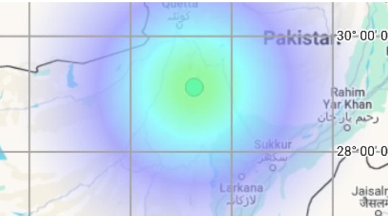 മൂന്ന് ദിവസങ്ങള്ക്കിടെ മൂന്ന് ഭൂകമ്പം; പാകിസ്ഥാന്റെ രഹസ്യ ആണവ പരീക്ഷണങ്ങളോ ഈ കുലുക്കങ്ങള്ക്ക് കാരണം? മൂന്ന് ദിവസങ്ങള്ക്കിടെ മൂന്ന് ഭൂകമ്പം; പാകിസ്ഥാന്റെ രഹസ്യ ആണവ പരീക്ഷണങ്ങളോ ഈ കുലുക്കങ്ങള്ക്ക് കാരണം?
