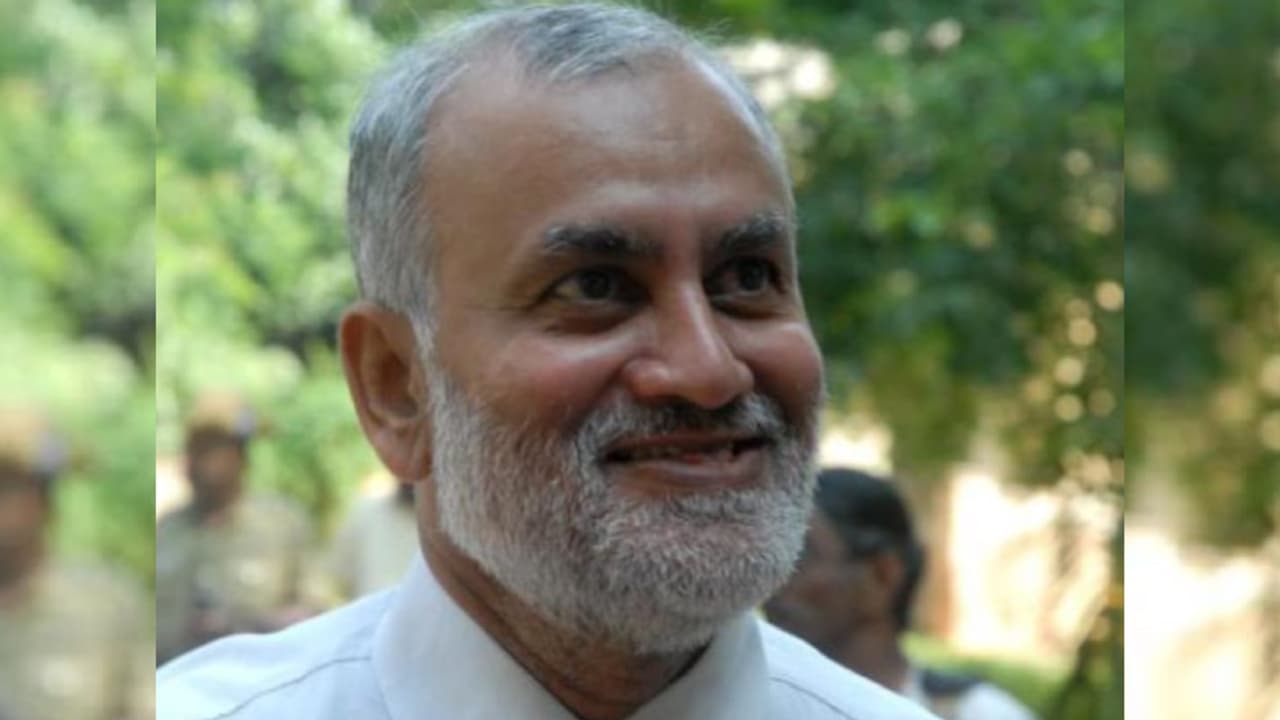 കാണാതായ പ്രമുഖ ശാസ്ത്രജ്ഞനും പത്മശ്രീ ജേതാവുമായ ഡോക്ടർ സുബണ്ണ അയ്യപ്പൻ മരിച്ച നിലയിൽ; അന്വേഷണം തുടങ്ങി കാണാതായ പ്രമുഖ ശാസ്ത്രജ്ഞനും പത്മശ്രീ ജേതാവുമായ ഡോക്ടർ സുബണ്ണ അയ്യപ്പൻ മരിച്ച നിലയിൽ; അന്വേഷണം തുടങ്ങി