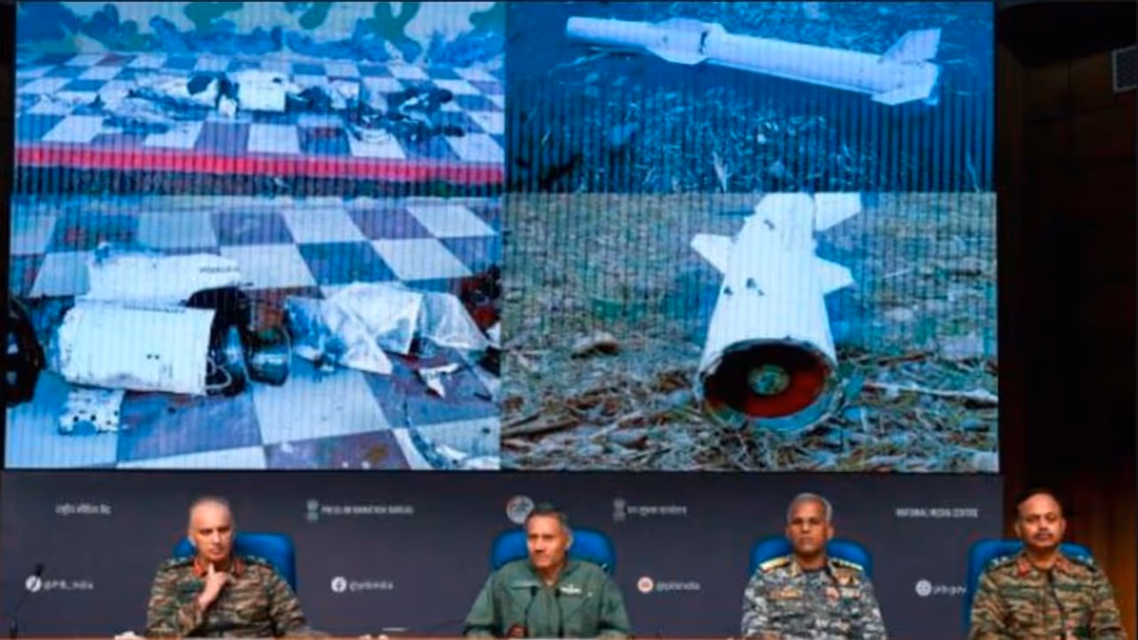 ಚೀನಾ ಮಾನ ಕಳೆದ ಪಾಕಿಸ್ತಾನ: ಚೀನಾಕ್ಕೀಗ ಶಸ್ತ್ರಾಸ್ತ್ರ ಮಾರುಕಟ್ಟೆಯಲ್ಲಿ ಬೇಡಿಕೆ ಕುಸಿತದ ಭೀತಿ ಚೀನಾ ಮಾನ ಕಳೆದ ಪಾಕಿಸ್ತಾನ: ಚೀನಾಕ್ಕೀಗ ಶಸ್ತ್ರಾಸ್ತ್ರ ಮಾರುಕಟ್ಟೆಯಲ್ಲಿ ಬೇಡಿಕೆ ಕುಸಿತದ ಭೀತಿ