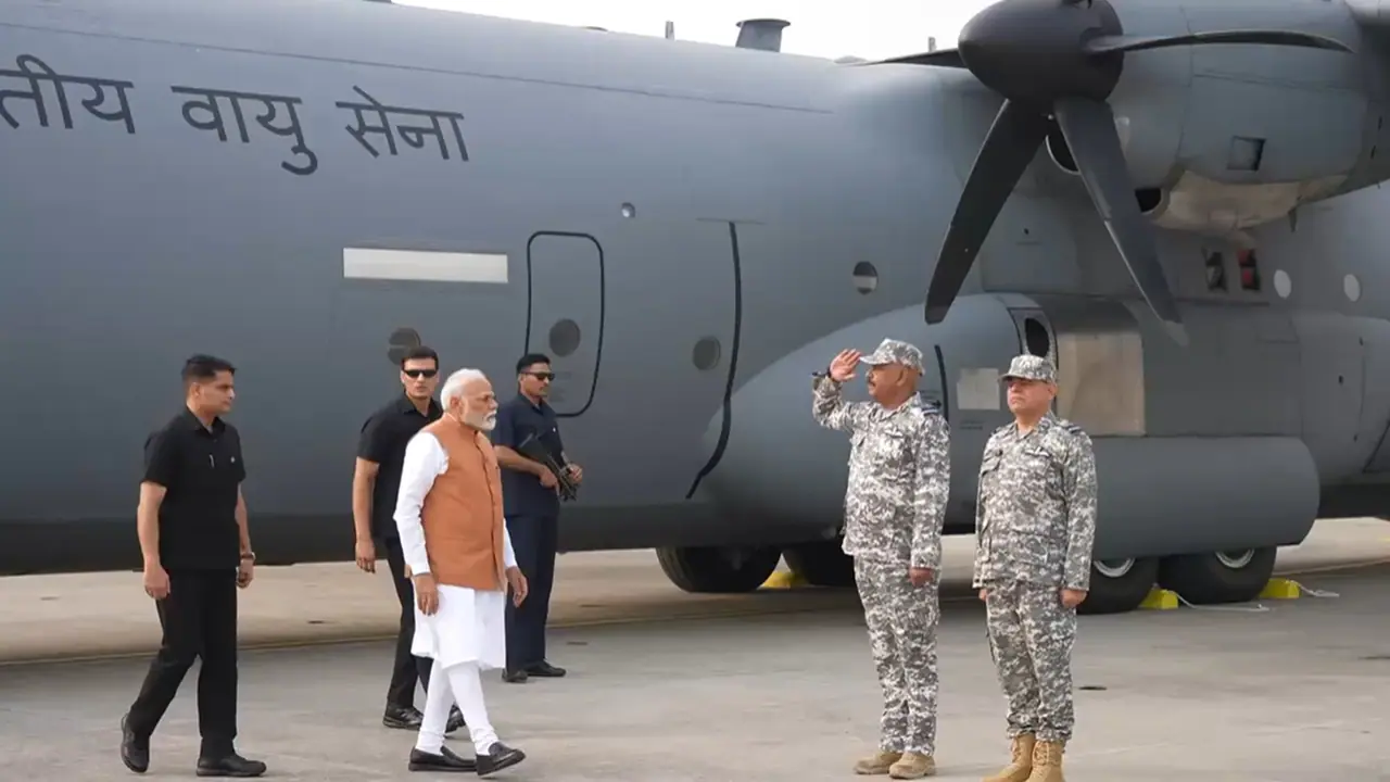 Narendra Modi at Adampur Air Base Narendra Modi at Adampur Air Base