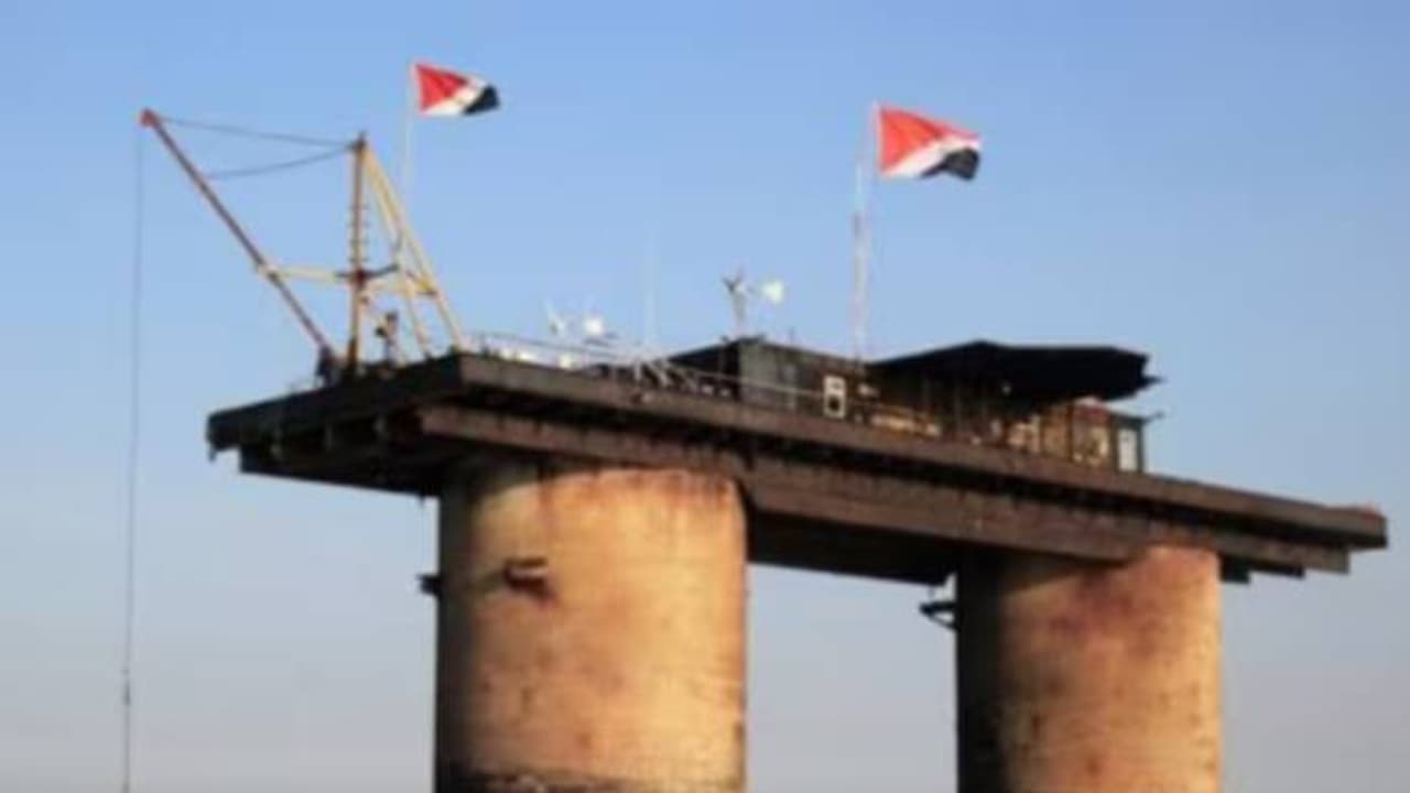 സ്വന്തമായി കറൻസി, പാസ്പോർട്ട്, ദേശീയ പതാക; പക്ഷേ താമസക്കാർ വെറും 27 പേർ സ്വന്തമായി കറൻസി, പാസ്പോർട്ട്, ദേശീയ പതാക; പക്ഷേ താമസക്കാർ വെറും 27 പേർ