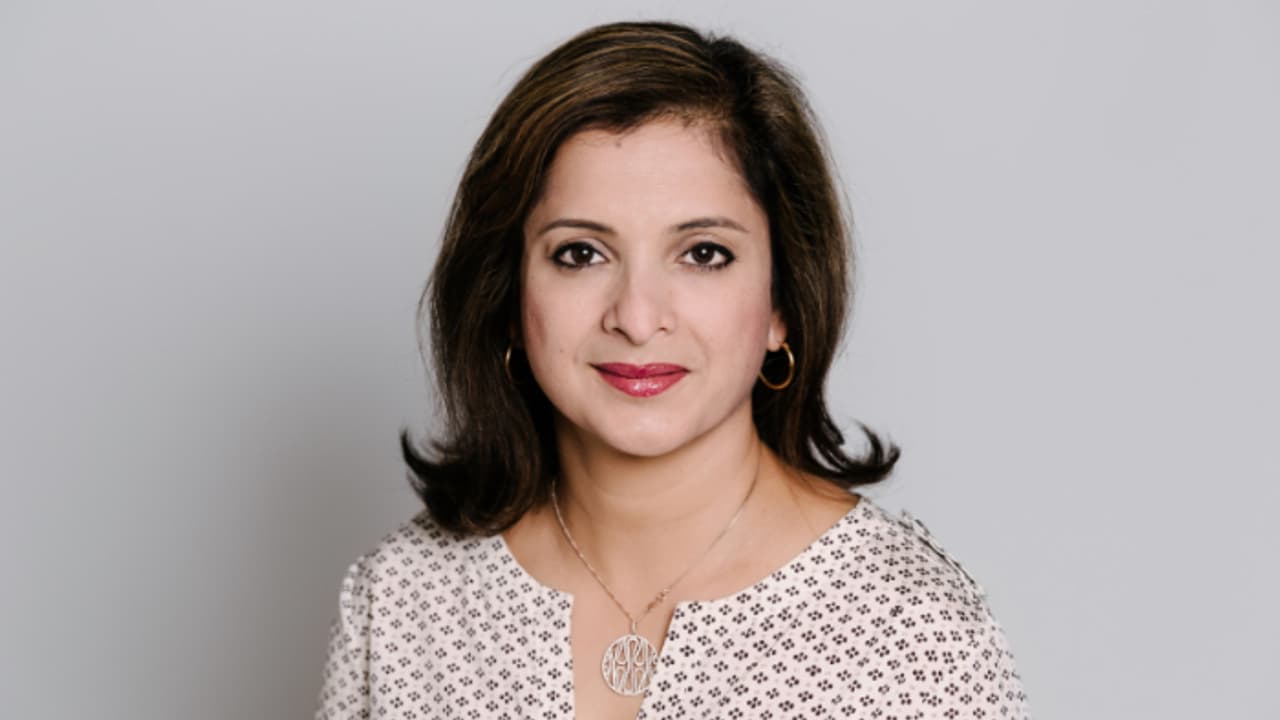 'ഒരു ഞായറാഴ്ച വിടാതെ ജോലി ചെയ്യും' കാരണം വെളിപ്പെടുത്തി 26 മില്യൺ ഡോളർ ശമ്പളമുള്ള ഇന്ത്യൻ വംശജയായ സിഇഒ 'ഒരു ഞായറാഴ്ച വിടാതെ ജോലി ചെയ്യും' കാരണം വെളിപ്പെടുത്തി 26 മില്യൺ ഡോളർ ശമ്പളമുള്ള ഇന്ത്യൻ വംശജയായ സിഇഒ