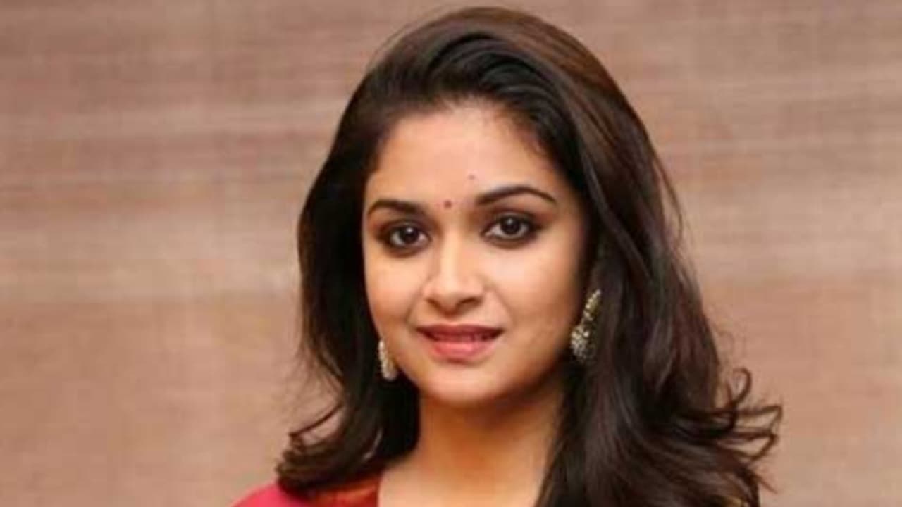 കീര്ത്തി സുരേഷ് വീണ്ടും ബോളിവുഡ് ചിത്രത്തില്, നായകൻ ആ ഹിറ്റ് നടൻ കീര്ത്തി സുരേഷ് വീണ്ടും ബോളിവുഡ് ചിത്രത്തില്, നായകൻ ആ ഹിറ്റ് നടൻ