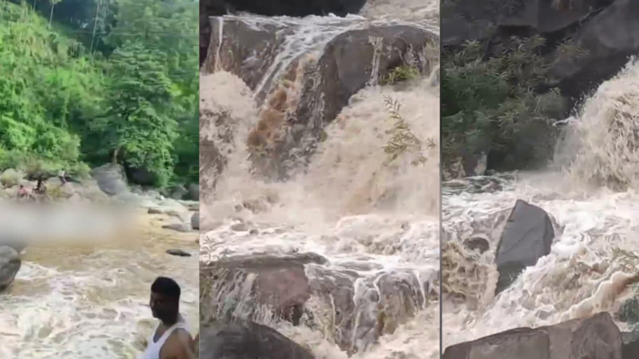 കോഴിക്കോട് മുത്തപ്പൻ പുഴയിൽ ശക്തമായ മലവെള്ളപ്പാച്ചിൽ; കുടുങ്ങിക്കിടന്നയാളെ രക്ഷപ്പെടുത്തി കോഴിക്കോട് മുത്തപ്പൻ പുഴയിൽ ശക്തമായ മലവെള്ളപ്പാച്ചിൽ; കുടുങ്ങിക്കിടന്നയാളെ രക്ഷപ്പെടുത്തി