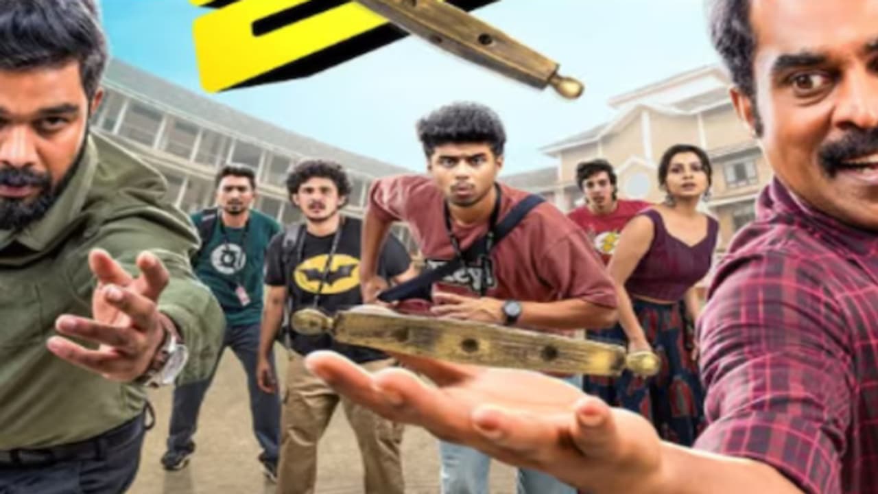 വൻ സര്പ്രൈസ് ഹിറ്റ്, പടക്കളത്തിന്റെ കളക്ഷനില് കുതിപ്പ്, ആകെ നേടിയതിന്റെ കണക്കുകള് വൻ സര്പ്രൈസ് ഹിറ്റ്, പടക്കളത്തിന്റെ കളക്ഷനില് കുതിപ്പ്, ആകെ നേടിയതിന്റെ കണക്കുകള്