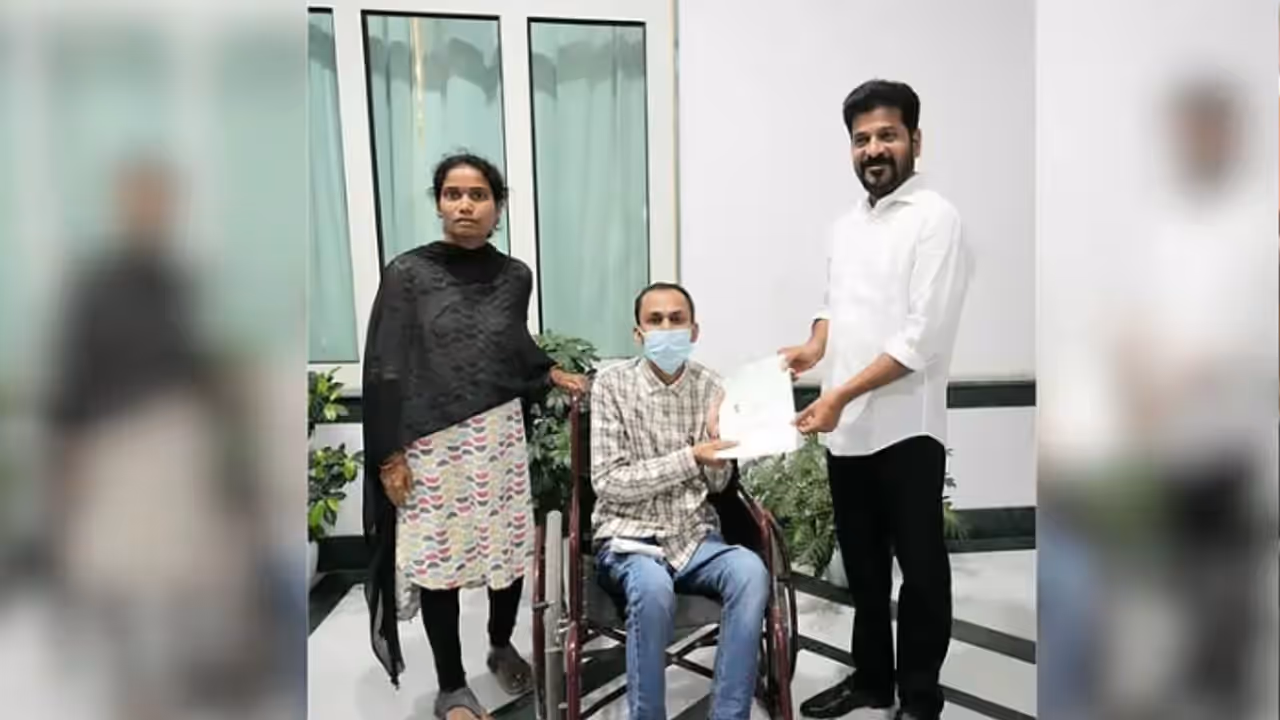 Telangana: గొప్ప మ‌న‌సు చాటుకున్న సీఎం రేవంత్‌.. రూ. 12 లక్ష‌ల ఆర్థిక సాయం 