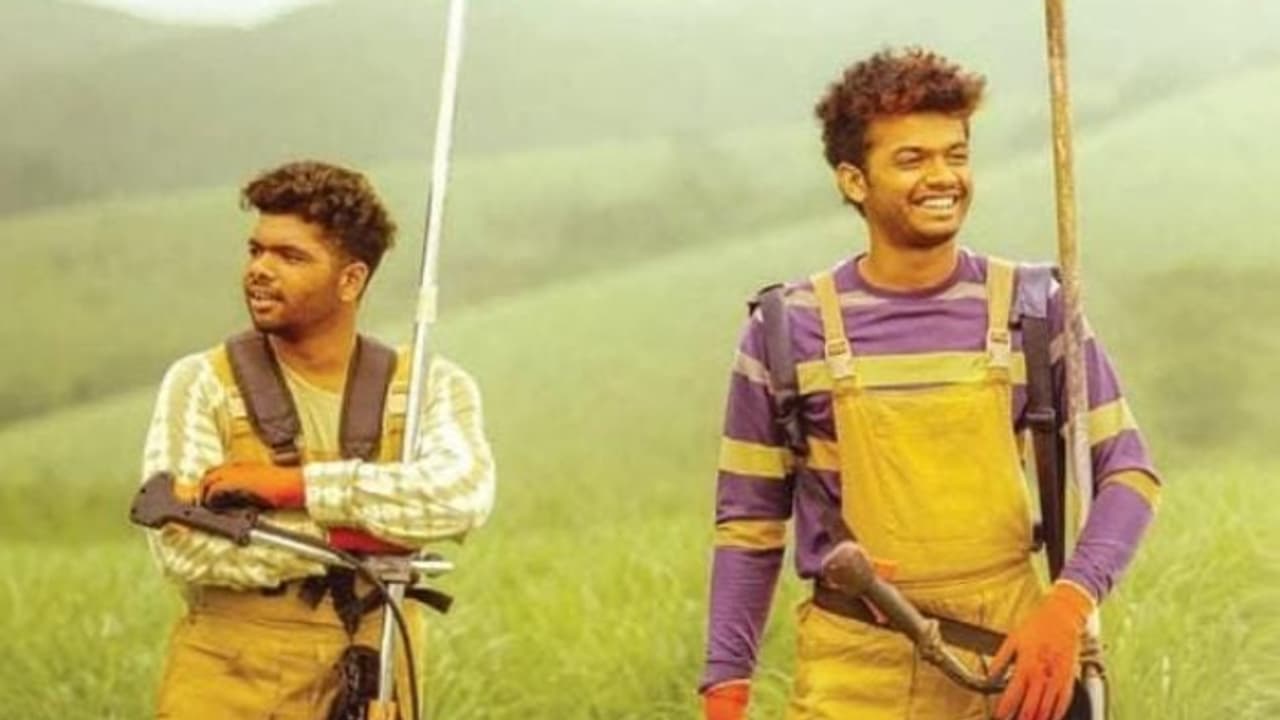 മലയാളത്തിലെ ആദ്യ ഹൈബ്രിഡ് 3 ഡി ചിത്രം; 'ലൗലി' നാളെ തിയറ്ററുകളില് മലയാളത്തിലെ ആദ്യ ഹൈബ്രിഡ് 3 ഡി ചിത്രം; 'ലൗലി' നാളെ തിയറ്ററുകളില്