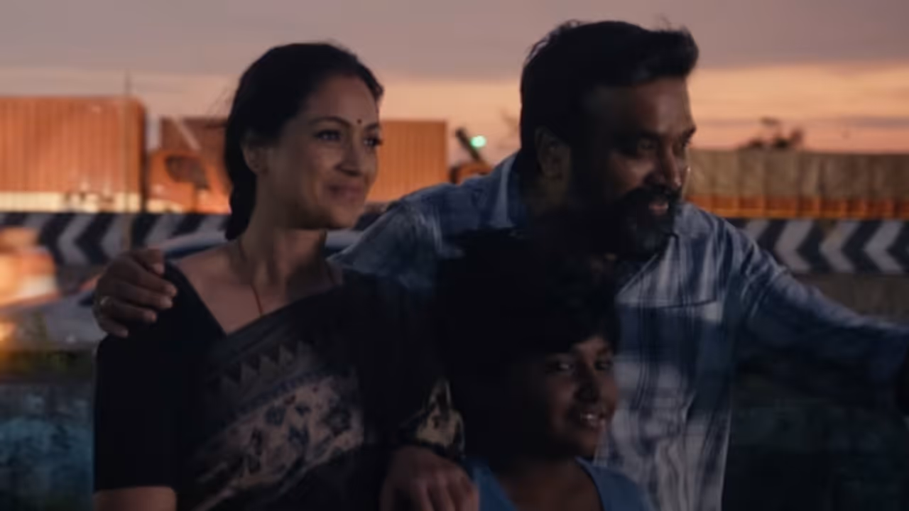 വന് പടങ്ങളെ വീഴ്ത്തിയ വിജയം: ടൂറിസ്റ്റ് ഫാമിലി ഒടുവില് ഒടിടിയില് എത്തുന്നു, എവിടെ കാണാം ! വന് പടങ്ങളെ വീഴ്ത്തിയ വിജയം: ടൂറിസ്റ്റ് ഫാമിലി ഒടുവില് ഒടിടിയില് എത്തുന്നു, എവിടെ കാണാം !