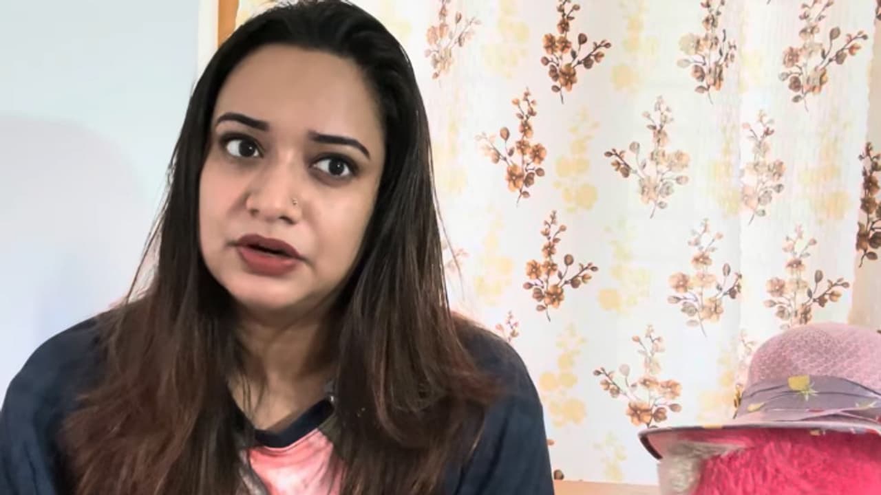 'എഴുന്നേൽക്കാൻ പോലും തോന്നാത്ത അവസ്ഥ; അകാരണമായ ദു:ഖം'; വെളിപ്പെടുത്തി ഗൗരി കൃഷ്ണൻ 'എഴുന്നേൽക്കാൻ പോലും തോന്നാത്ത അവസ്ഥ; അകാരണമായ ദു:ഖം'; വെളിപ്പെടുത്തി ഗൗരി കൃഷ്ണൻ