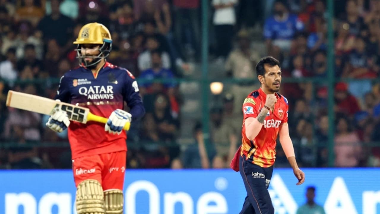 കളി'തിരിക്കാൻ' അടവുകള് പലത്, സ്പിൻ ആധിപത്യം വന്നതെങ്ങനെ? കളി'തിരിക്കാൻ' അടവുകള് പലത്, സ്പിൻ ആധിപത്യം വന്നതെങ്ങനെ?