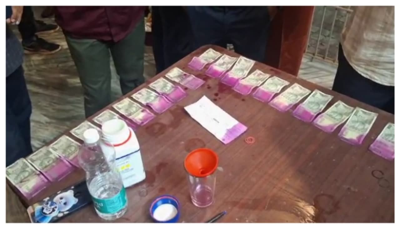 വടകരയിൽ സ്കൂൾ അധ്യാപികയിൽ നിന്നും കൈക്കൂലി വാങ്ങിയ പ്രധാനാധ്യാപകൻ വിജിലൻസ് പിടിയിൽ; വിരമിക്കുന്നത് ഈ മാസം 