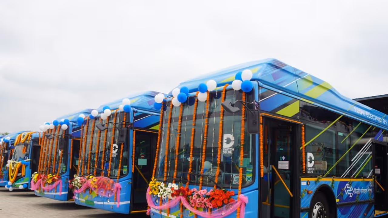 moradabad ac electric bus delhi meerut route