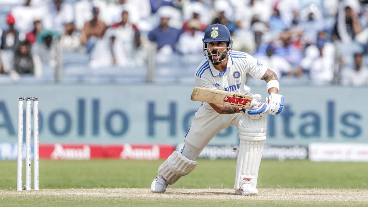 ടെസ്റ്റില് നിന്ന് വിരമിച്ചിട്ടും വിരാട് കോലിക്ക് ഇംഗ്ലണ്ടില് കളിക്കാന് ക്ഷണം, പക്ഷെ ഇന്ത്യക്കുവേണ്ടിയല്ല ടെസ്റ്റില് നിന്ന് വിരമിച്ചിട്ടും വിരാട് കോലിക്ക് ഇംഗ്ലണ്ടില് കളിക്കാന് ക്ഷണം, പക്ഷെ ഇന്ത്യക്കുവേണ്ടിയല്ല