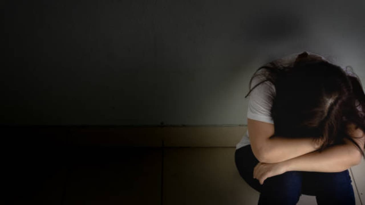 schoolgirl assault schoolgirl assault