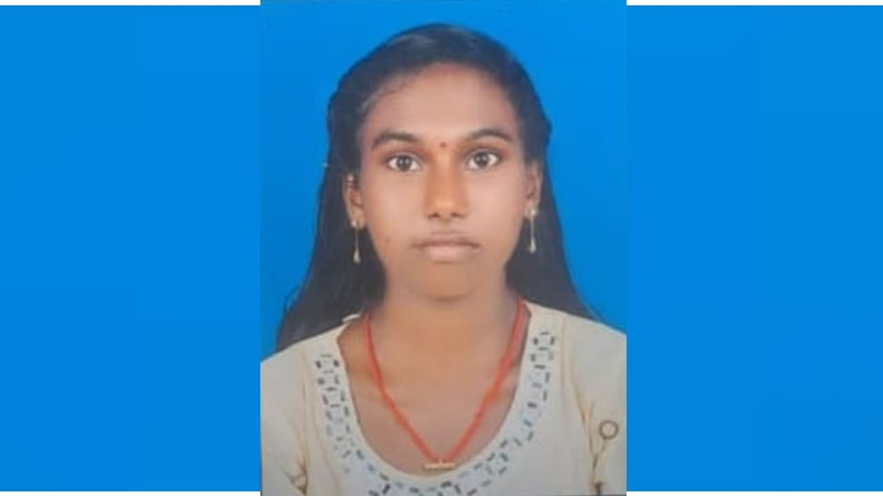 ഡോക്ടറാകാൻ മോഹിച്ച നീതു, ജീവനെടുത്ത് മഞ്ഞപ്പിത്തം; പ്ലസ് ടു റിസൽട്ട് വന്നപ്പോൾ കണ്ണനല്ലൂർ സ്കൂളിനാകെ നൊമ്പരം