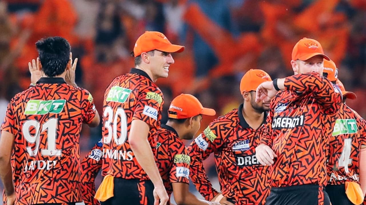 ഹൈദരാബാദിന് കനത്ത തിരിച്ചടി; സൂപ്പര് താരത്തിന് കോവിഡ് ഹൈദരാബാദിന് കനത്ത തിരിച്ചടി; സൂപ്പര് താരത്തിന് കോവിഡ്