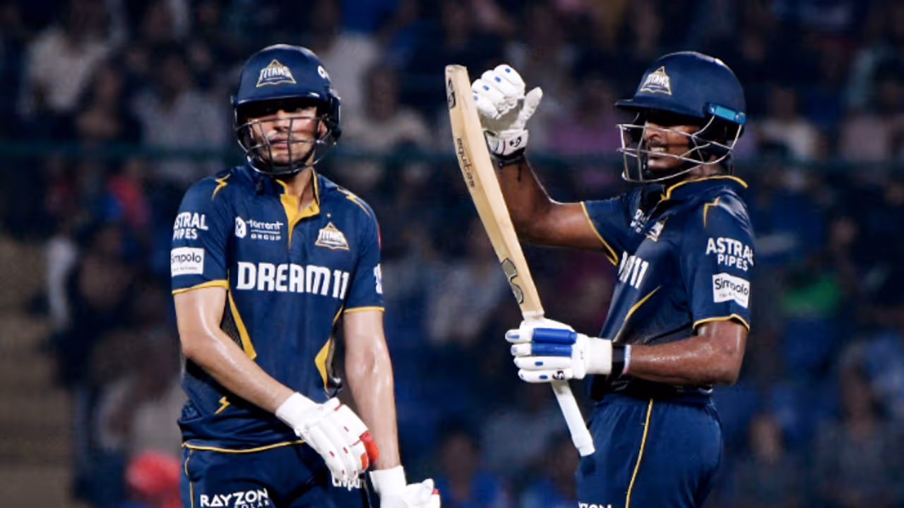 ഓറഞ്ച് ക്യാപ്പിനുള്ള പോരില് ശ്രേയസ് ആദ്യ പത്തില് ! യഥാര്ത്ഥ പോര് ഗില്ലും സായ് സുദര്ശനും തമ്മില് ഓറഞ്ച് ക്യാപ്പിനുള്ള പോരില് ശ്രേയസ് ആദ്യ പത്തില് ! യഥാര്ത്ഥ പോര് ഗില്ലും സായ് സുദര്ശനും തമ്മില്