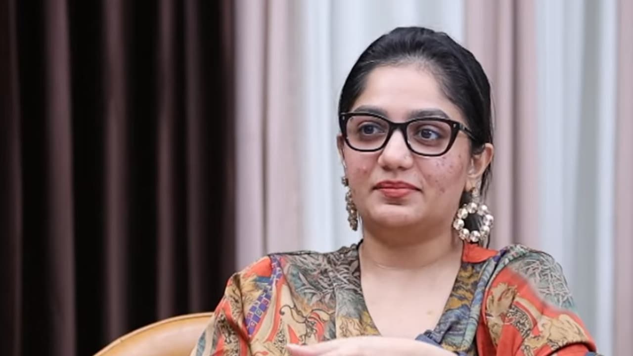 രണ്ടുമൂന്ന് വർഷമായി വിവാഹത്തെക്കുറിച്ച് ആലോചിക്കുന്നു, മകൾക്കും സന്തോഷം; ആര്യ മുൻപ് പറഞ്ഞത്