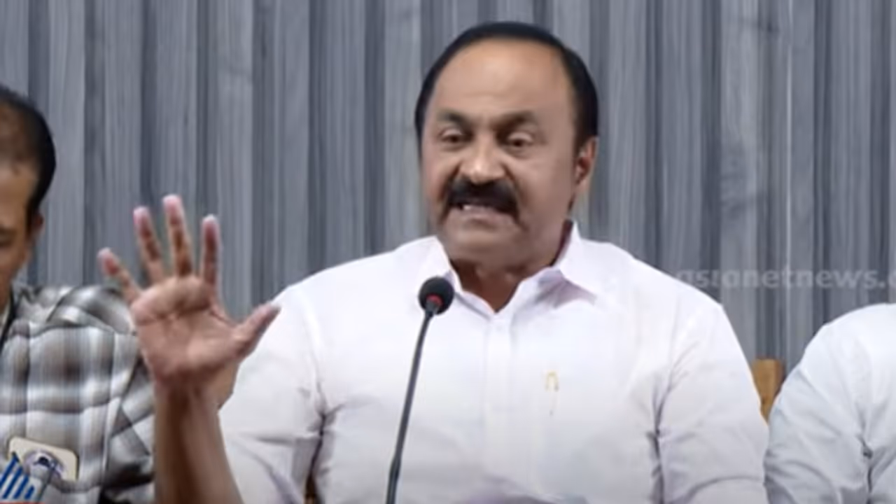 'പൊലീസ് സ്റ്റേഷനിൽ ചെല്ലുന്നവർക്ക് കക്കൂസിലെ വെള്ളമാണോ കുടിക്കാൻ കൊടുക്കുന്നത്'? പ്രതിപക്ഷ നേതാവ് 'പൊലീസ് സ്റ്റേഷനിൽ ചെല്ലുന്നവർക്ക് കക്കൂസിലെ വെള്ളമാണോ കുടിക്കാൻ കൊടുക്കുന്നത്'? പ്രതിപക്ഷ നേതാവ്