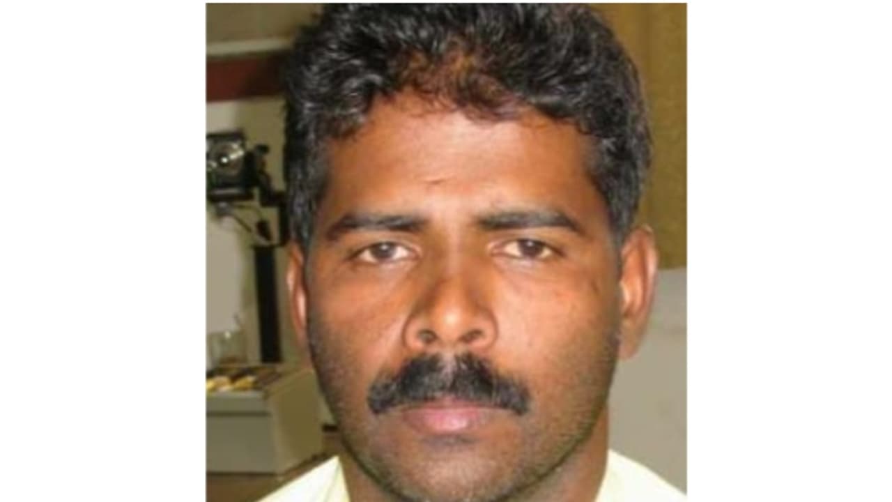 രണ്ടാഴ്ച മുമ്പ് കാണാതായ പ്രവാസി മരിച്ച നിലയിൽ; മുറിയിൽ നിന്ന് രൂക്ഷ ഗന്ധമുണ്ടായെന്ന് മറ്റ് താമസക്കാർ അറിയിച്ചു