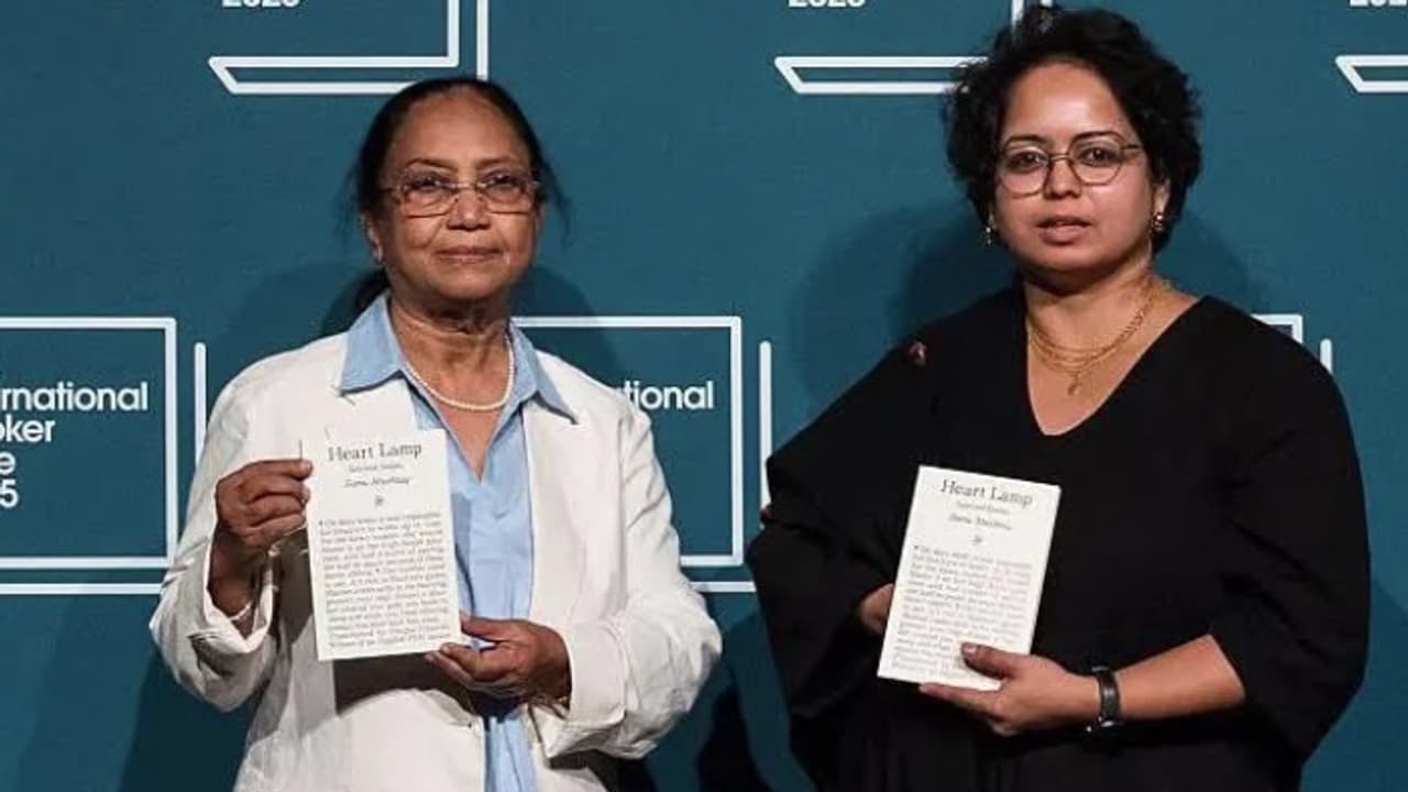  കന്നഡ എഴുത്തുകാരി ബാനു മുഷ്താഖിന് ബുക്കർ പുരസ്കാരം ,'ഹൃദയ വിളക്ക്' (Heart Lamp)ചെറുകഥാ സമാഹാരത്തിന് അം​ഗീകാരം