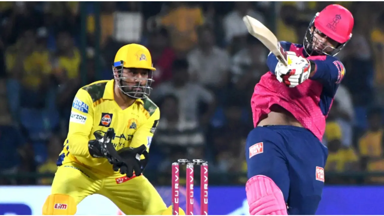 പ്രായം വെറും 14, അടിക്കുന്നത് 80 90 മീറ്റർ സിക്സറുകൾ! വൈഭവ് സൂര്യവൻഷിയെ പ്രശംസിച്ച് അഭിനവ് മുകുന്ദ് 