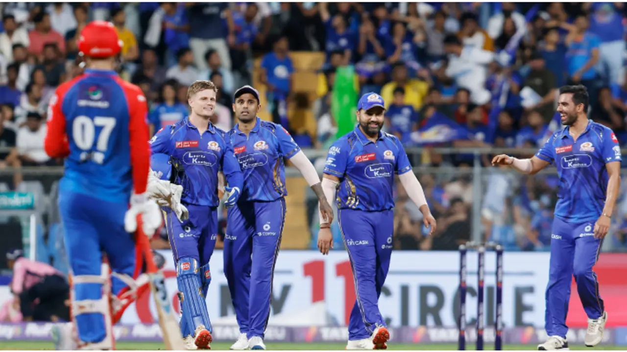 ഐപിഎല്ലിൽ ഡൽഹിയോട് 'ജാവോ' പറഞ്ഞ് മുംബൈ; തകര്പ്പൻ ജയം, നീലപ്പട പ്ലേ ഓഫിൽ ഐപിഎല്ലിൽ ഡൽഹിയോട് 'ജാവോ' പറഞ്ഞ് മുംബൈ; തകര്പ്പൻ ജയം, നീലപ്പട പ്ലേ ഓഫിൽ