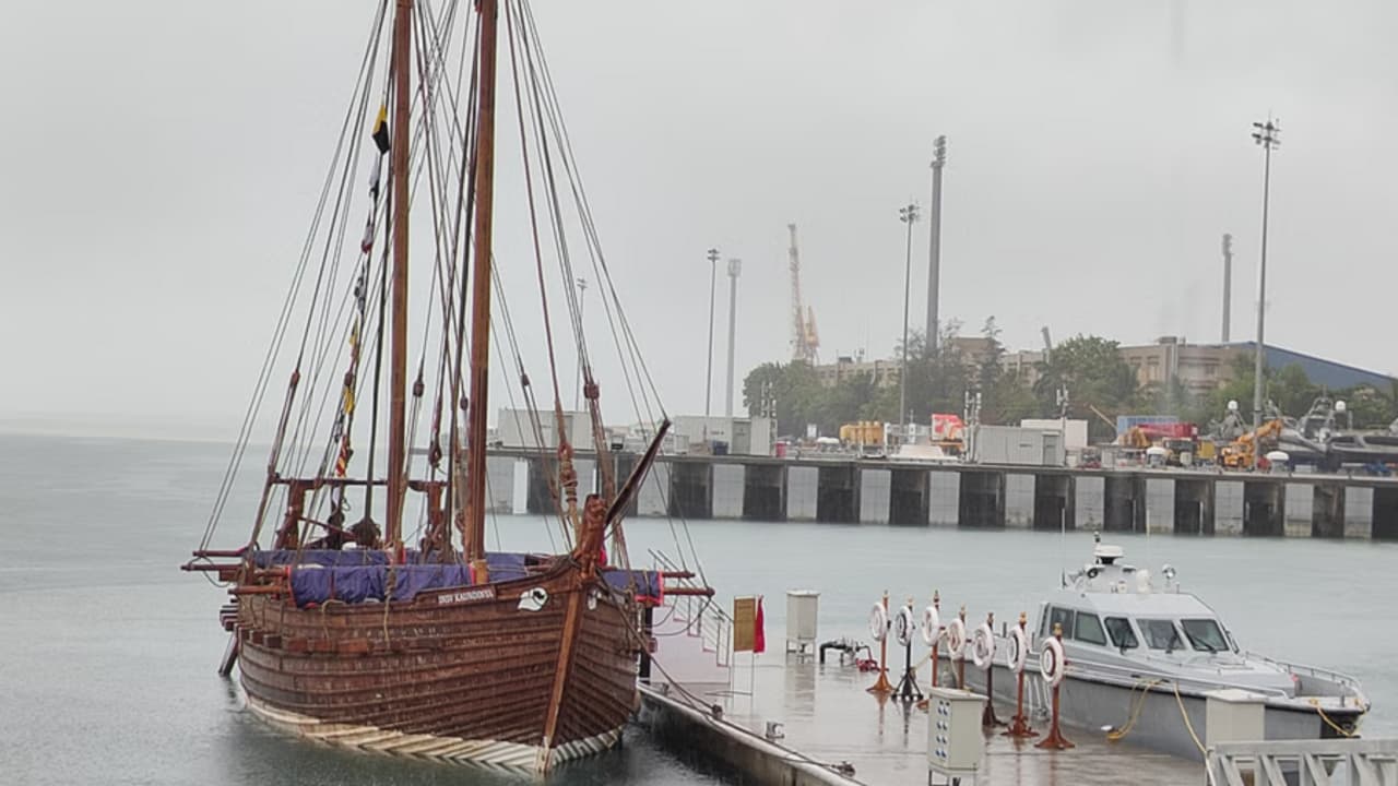 ಕದಂಬ ನೌಕಾನೆಲೆಯಲ್ಲಿ 5ನೇ ಶತಮಾನ ಮಾದರಿಯ ಕೌಂಡಿನ್ಯ ಹಡಗು ಲೋಕಾರ್ಪಣೆ