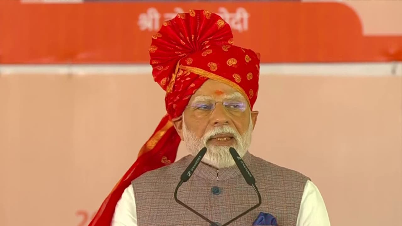 ഏപ്രില് 22 ആക്രമണത്തിന് 22 മിനിറ്റില് പാകിസ്ഥാന് മറുപടി നല്കി, ആണവഭീഷണി ഭാരതത്തോട് വേണ്ടെന്ന് നരേന്ദ്ര മോദി ഏപ്രില് 22 ആക്രമണത്തിന് 22 മിനിറ്റില് പാകിസ്ഥാന് മറുപടി നല്കി, ആണവഭീഷണി ഭാരതത്തോട് വേണ്ടെന്ന് നരേന്ദ്ര മോദി